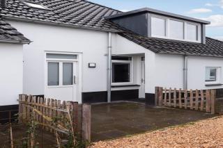 Apartment Sneekermeer with Water Sports Access, cleaning included - Offingawier - 4