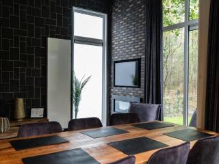 Modern holiday home near Veluwe, cleaning included - Hoenderloo - 1