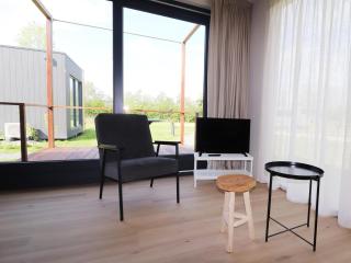 Cottage in Menaam near Frisian Landscape, cleaning included - Menaldum - 3