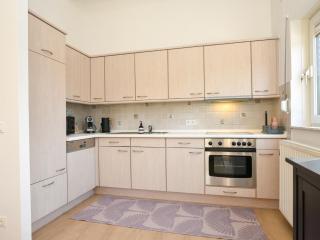 Holiday home on the Veerse Meer, cleaning included - Kamperland - 8