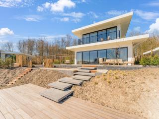 Water Villa with Infrared Sauna and Jetty, cleaning included - Zeewolde - 1