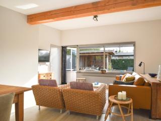 Holiday Home near Beach with Garden, cleaning included - Kamperland - 5