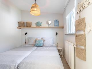Holiday Home near Beach with Garden, cleaning included - Kamperland - 8