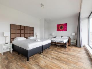 Brand new luxury villa on a small-scale park, cleaning included - Zeewolde - 7