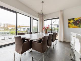 Brand new luxury villa on a small-scale park, cleaning included - Zeewolde - 8
