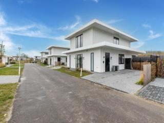 Brand new luxury villa on a small-scale park, cleaning included - Zeewolde - 9