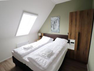 Frisian Country Villa with E-Bikes, cleaning included - Leons - 5