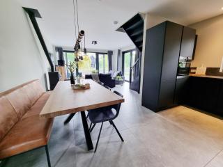 Luxurious detached water villa with jetty, cleaning included - Balk - 3