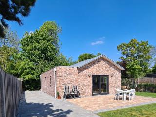 Holiday Home in Zeeland near Sandy Beach, cleaning included - Baarland - 6