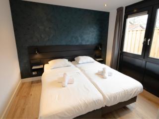 Wellness Bungalow with whirlpool and sauna, cleaning included - Zevenhuizen - 3