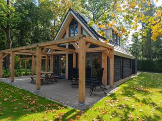 Holiday Home in Lochem with Garden View, cleaning included - Lochem - 2