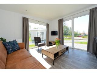 Chalet in Zeeland near Stelleplas Pond, cleaning included - heinkenszand - 6