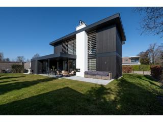 Holiday Home near Veerse Meer with Garden, cleaning included - Kamperland - 0