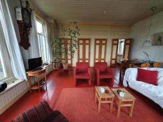 Idyllic Rural Home with Bikes, cleaning included - - 6