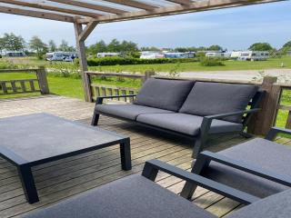 Chalet in Friesland near Alde Feanen Park, cleaning included - De Veenhoop - 7