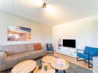 Steps from Sea Coastal Home, cleaning included - Scherpenisse - 1