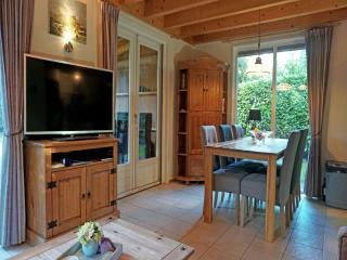 Terrace Apartment with Lush Garden, cleaning included - Epe - 3