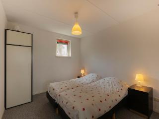 holiday home with private terrace, cleaning included - Langweer - 8