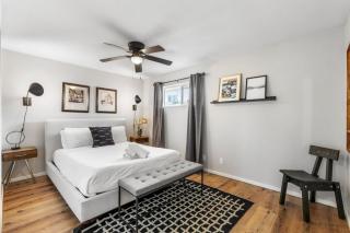 Fashion Square Apt4 - 2