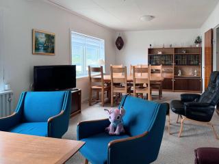 Lovely 5-bedroom House With Cozy Interiors - Trongisvágur - 9