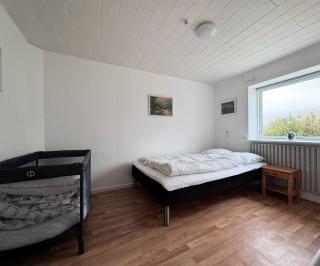 Lovely 5-bedroom House With Cozy Interiors - Trongisvágur - 2