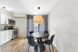 Fashion Square Apt6 - Scottsdale - 4
