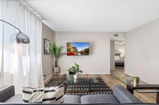 Fashion Square Apt8 - 0