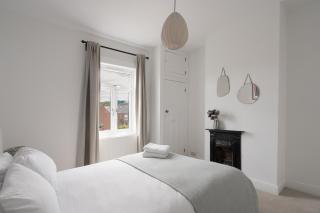 Urban Oasis Serviced Suite - Families, remote work, corporate, contractors - Spon End - 4