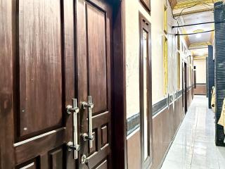 RedDoorz at Hotel Huni Raya Bromo - Pasuruan - 7