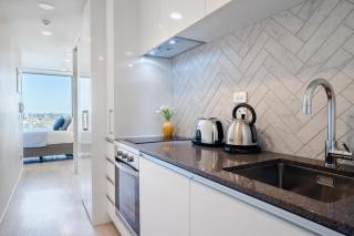 Cozy Studio with City View - Auckland - 6