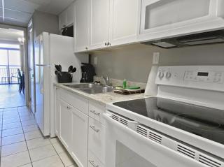 Lovely Oceanfront Condo Pool FREE Tickets C84 - Myrtle Beach - 6