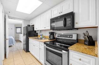 Oceanfront King ALL Amenities Pools FREE Tickets Y52 - Myrtle Beach - 6