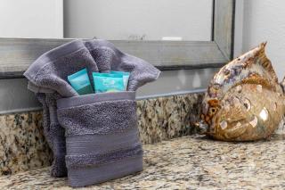 Oceanfront King ALL Amenities Pools FREE Tickets Y52 - 1