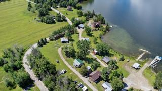 The Jigged Cottage on Lac Heney - Gracefield - 7