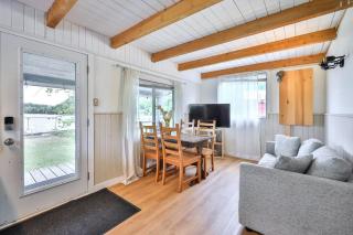 The Jigged Cottage on Lac Heney - Gracefield - 3
