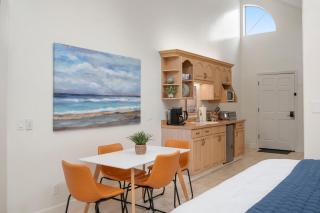 Montara Penthouse Elevated Comfort Above Downtown Half Moon Bay - Half Moon Bay - 7