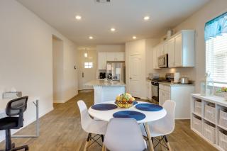 Remote Working Hub with Yard in South Austin Suburbs - Kyle - 3