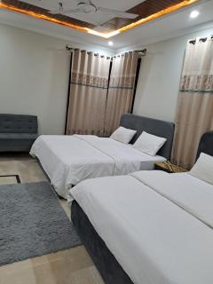 Pinewood Guest House, Islamabad - 3