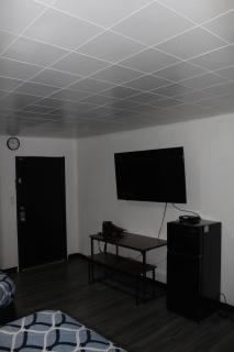 Holiday Lodge - Sheridan - 1