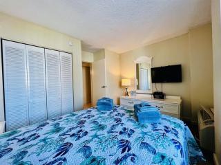 Peaceful Beach View Condo Pool FREE Tickets B49 - Myrtle Beach - 1
