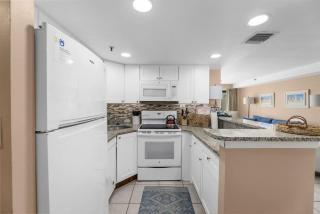 Comfy Oceanfront Condo King Pool FREE Tickets V101 - Myrtle Beach - 2