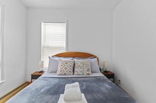 17 Cozy&Spacious 3 bedroom home in Malden with window AC - Malden - 4