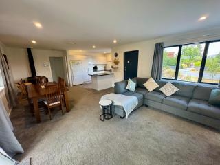 8 Mt Charon Place - Hanmer Springs - 6