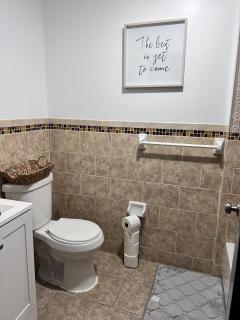 Immaculate Luxury 3KINGs Bed, 2 Bath - Newark - 9