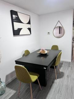 Immaculate Luxury 3KINGs Bed, 2 Bath - Newark - 4