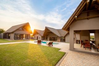 Luxury & Wildlife Mlambo Lodge Mjejane - Hectorspruit - 0