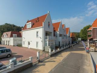 Elegant Apartment in Koudekerke with Gas Fireplace - 0