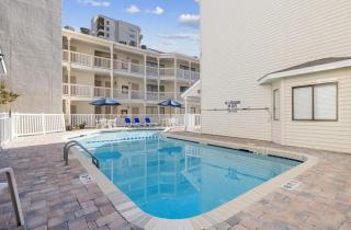 Nice Beach View 2BR Pool Sm Dogs ok FREE Tickets D0-1 - Myrtle Beach - 8