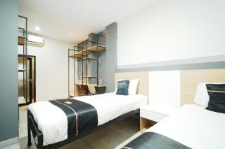 Capital O 94637 Teratai Residence - Jakarta - 9