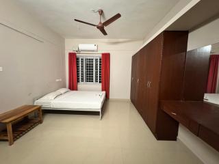 Nachiyar Suites - Trivandrum - 3